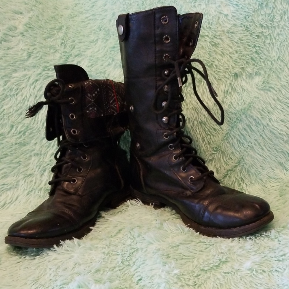Madden Girl Snap Boots